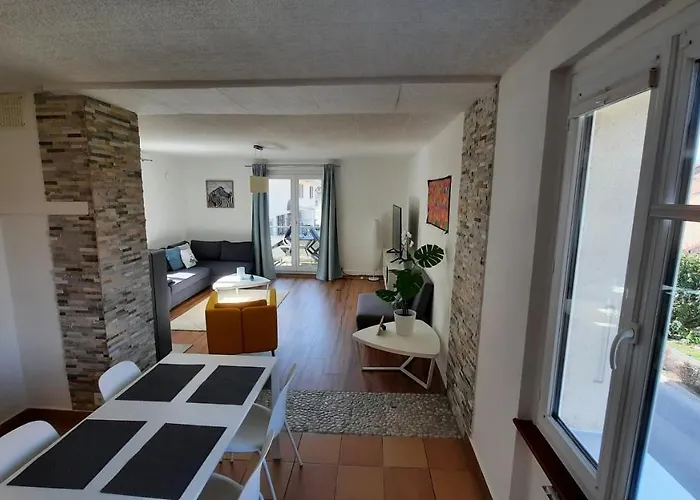 Apartament Le 18 *